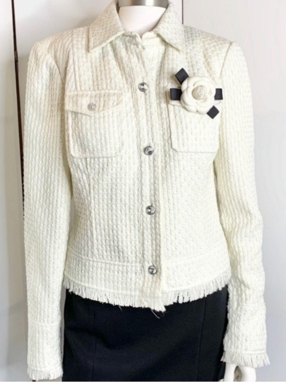 Vintage Cache Ivory Chanel Style Woven Tweed Jacket